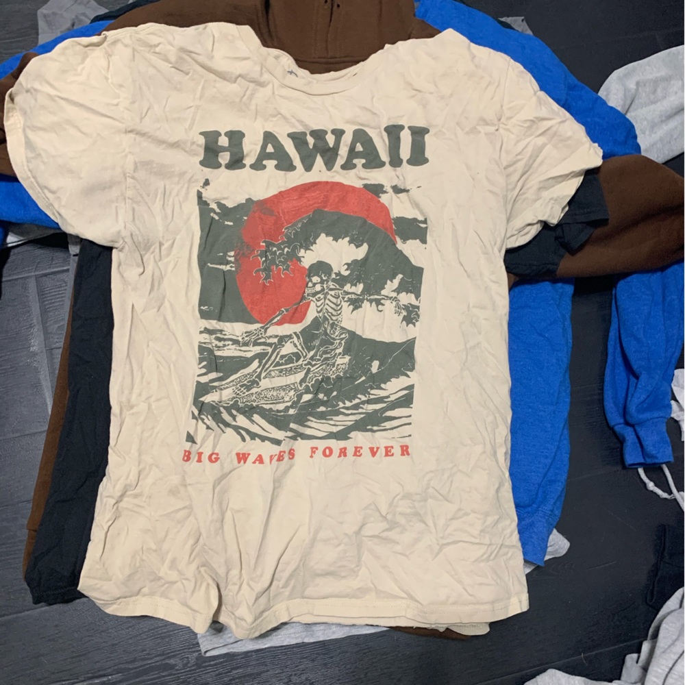 mens graphic tee